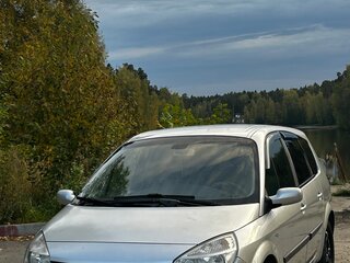 2005 Renault Scenic Grand II, серебристый, 280000 рублей, вид 1