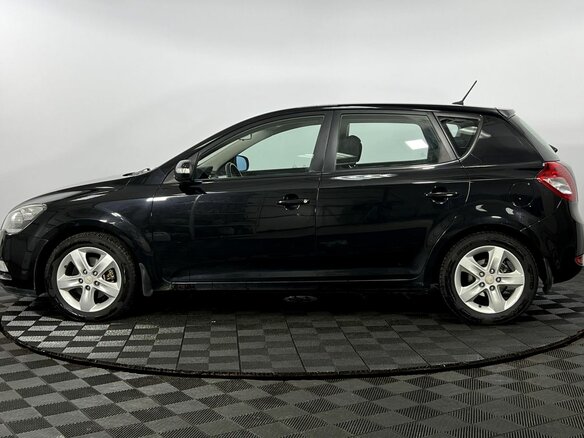 2011 Kia Ceed I Рестайлинг, чёрный, 710000 рублей - вид 8
