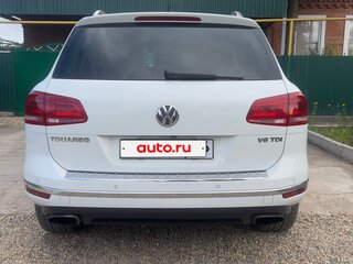 2014 Volkswagen Touareg II Рестайлинг, белый, 2300000 рублей, вид 4