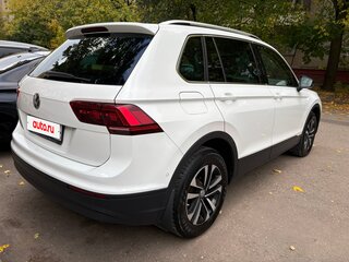 2019 Volkswagen Tiguan II, белый, 2100000 рублей, вид 4