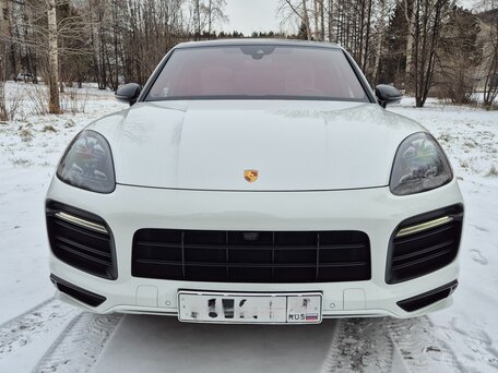 2018 Porsche Cayenne III, белый, 6600000 рублей, вид 1