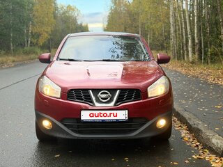 2011 Nissan Qashqai I Рестайлинг, красный, 799000 рублей, вид 1