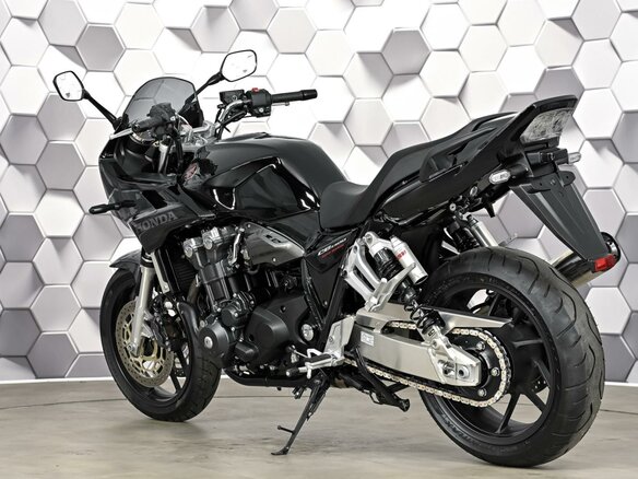 2025 Honda CB 1300, чёрный, 1699000 рублей - вид 7