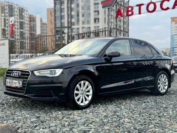 2014 Audi A3 III (8V), чёрный - вид 4