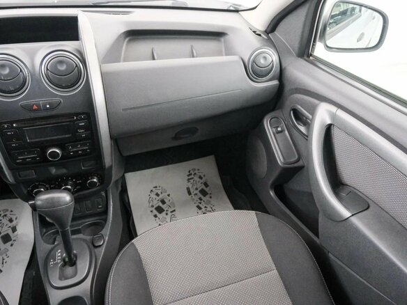2016 Renault Duster I Рестайлинг, серый, 1009000 рублей - вид 10