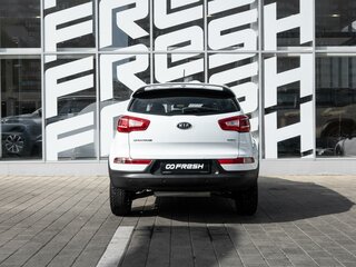 2012 Kia Sportage III, белый, 1390000 рублей, вид 4