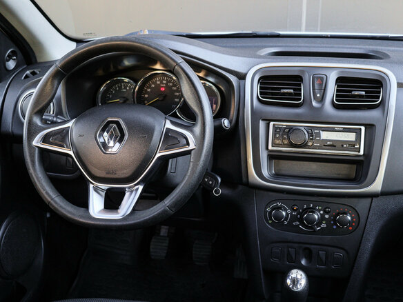 2018 Renault Logan II Рестайлинг, белый, 670000 рублей - вид 9