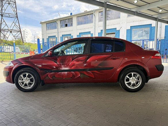 2005 Renault Megane II, красный - вид 1