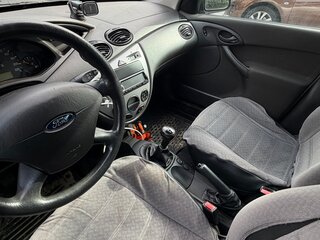 2005 Ford Focus I Рестайлинг, серебристый, 295000 рублей, вид 5