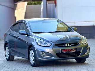 2011 Hyundai Solaris I, чёрный, 499999 рублей, вид 3