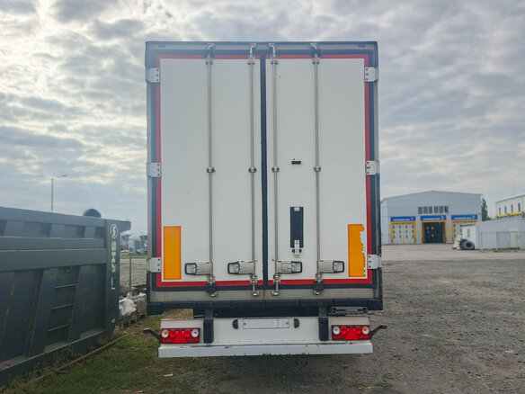 2017 Schmitz Cargobull SKO, белый, 4680000 рублей - вид 4