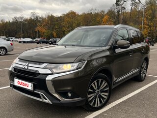 2021 Mitsubishi Outlander III Рестайлинг 3, коричневый, 1980000 рублей, вид 1
