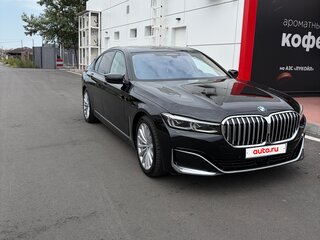 2021 BMW 7 серии 740d xDrive VI (G11/G12) Рестайлинг, чёрный, 7000000 рублей, вид 4