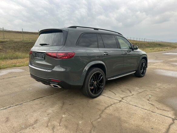 2026 Mercedes-Benz GLS 450 d II (X167) Рестайлинг, серый, 19500000 рублей - вид 6