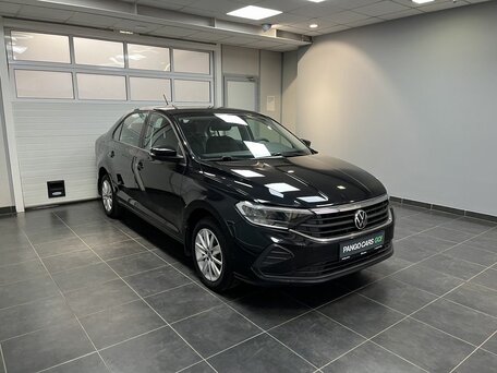 2020 Volkswagen Polo VI, чёрный, 1539000 рублей, вид 3