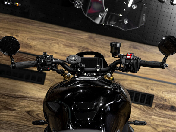 2022 Yamaha XSR900, чёрный, 1050000 рублей - вид 19