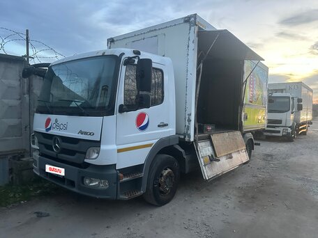 2012 Mercedes-Benz Atego, белый, 1900000 рублей, вид 1