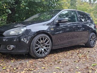 2010 Volkswagen Golf VI, чёрный, 465000 рублей, вид 1