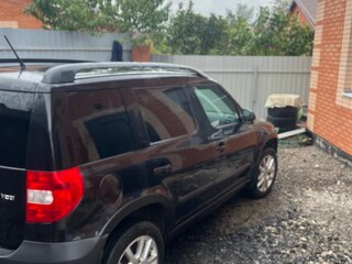 2011 Skoda Yeti I, чёрный, 610000 рублей, вид 4