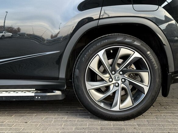 2017 Lexus RX 200t IV, чёрный, 4000000 рублей - вид 10