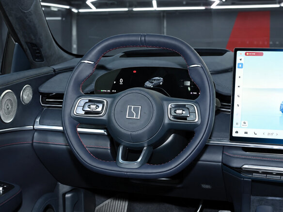 2026 Zeekr 001 103 kWh I Рестайлинг 2, фиолетовый, 10990000 рублей - вид 16
