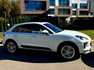 2020 Porsche Macan I Рестайлинг, белый, 5150000 рублей, вид 1