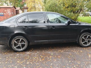 2011 Skoda Octavia II (A5) Рестайлинг, чёрный, 550000 рублей, вид 3