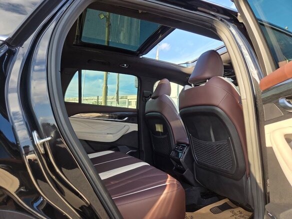 2024 Geely Monjaro I, чёрный, 2950000 рублей - вид 15