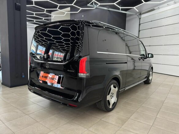 2026 Mercedes-Benz V-Класс Extra Long 300 d экстра длинный III (W447) Рестайлинг 2, чёрный, 13990000 рублей - вид 5