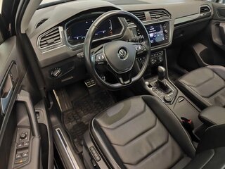 2020 Volkswagen Tiguan II, чёрный, 2300000 рублей, вид 4