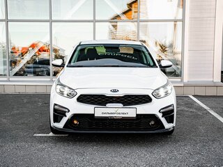 2019 Kia Cerato IV, белый, 1900000 рублей, вид 3