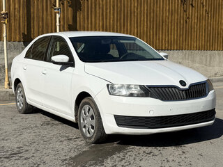 2018 Skoda Rapid I Рестайлинг, белый, 1100000 рублей, вид 1