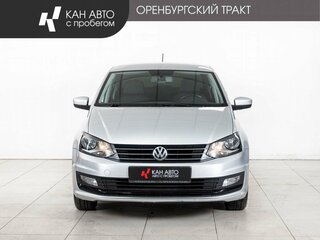 2017 Volkswagen Polo V Рестайлинг, серебристый, 1092000 рублей, вид 2
