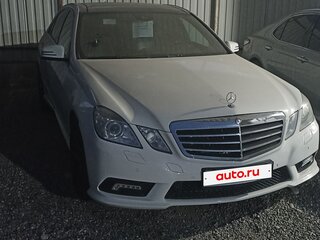 2010 Mercedes-Benz E-Класс 350 IV (W212, S212, C207), белый, 1050000 рублей, вид 3