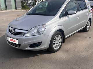2008 Opel Zafira B, серебристый, 650000 рублей, вид 2