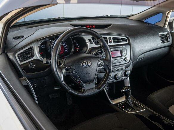 2013 Kia Ceed II, белый - вид 5