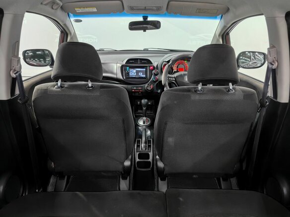 2012 Honda Fit II, красный, 885000 рублей - вид 15
