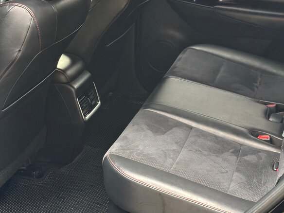 2017 Toyota Harrier III (XU60) Рестайлинг, чёрный, 2980000 рублей - вид 12