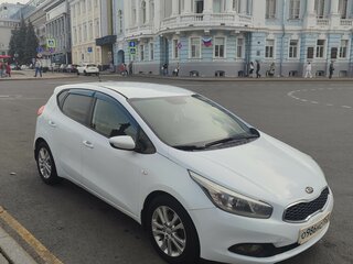 2012 Kia Ceed II, белый, 850000 рублей, вид 3