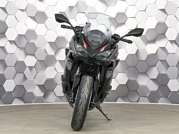 2024 Kawasaki Ninja 1000 SX, чёрный, 1479000 рублей - вид 4
