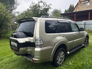 2018 Mitsubishi Pajero IV Рестайлинг 2, бежевый, 2350000 рублей, вид 3
