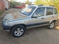 2004 Chevrolet Niva I, серебристый