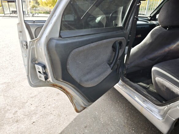 2011 Lada (ВАЗ) 2114, серебристый, 130000 рублей - вид 17