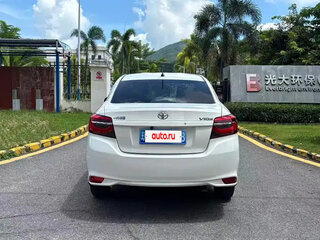 2022 Toyota Vios III Рестайлинг, белый, 985606 рублей, вид 5