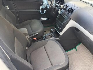 2013 Skoda Yeti I, белый, 970000 рублей, вид 5