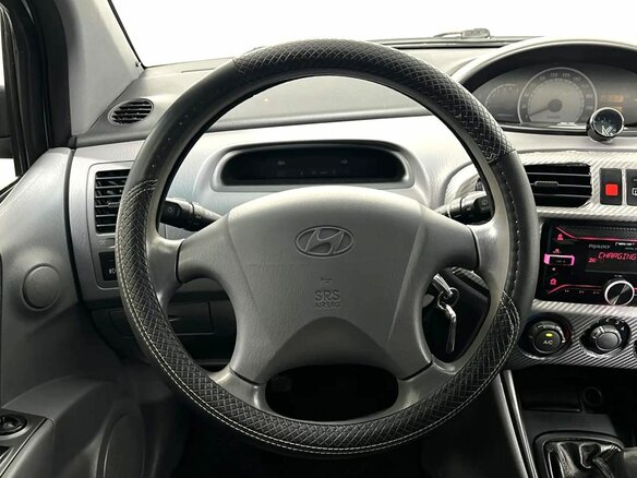 2008 Hyundai Matrix I Рестайлинг 2, серебристый, 400000 рублей - вид 16