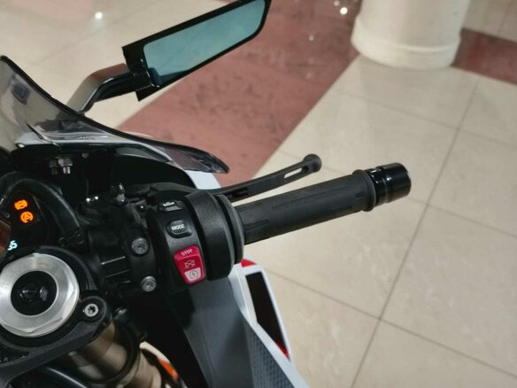 2025 BMW S 1000 RR, белый, 2250000 рублей - вид 12