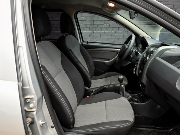 2015 Renault Duster I Рестайлинг, серебристый, 1150000 рублей - вид 11