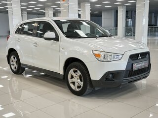 2013 Mitsubishi ASX I Рестайлинг, белый, 803000 рублей, вид 3
