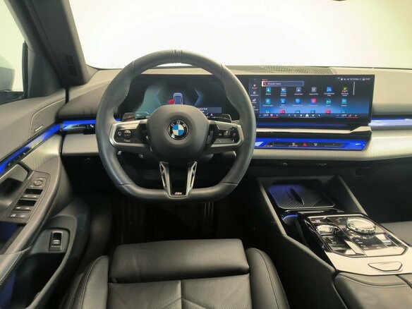 2025 BMW 5 серии 530i xDrive VIII (G60/G61/G68), серый, 8990000 рублей - вид 14